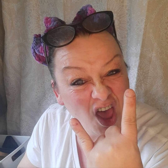 Meet your Posher, Amy - Picture 1 of 1